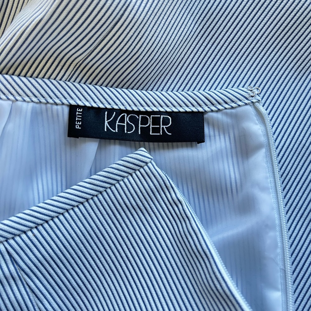 Kasper Petite Cotton Blend Pencil Skirt with Blue and White Stripes in Size 12P - Picture 3 of 5